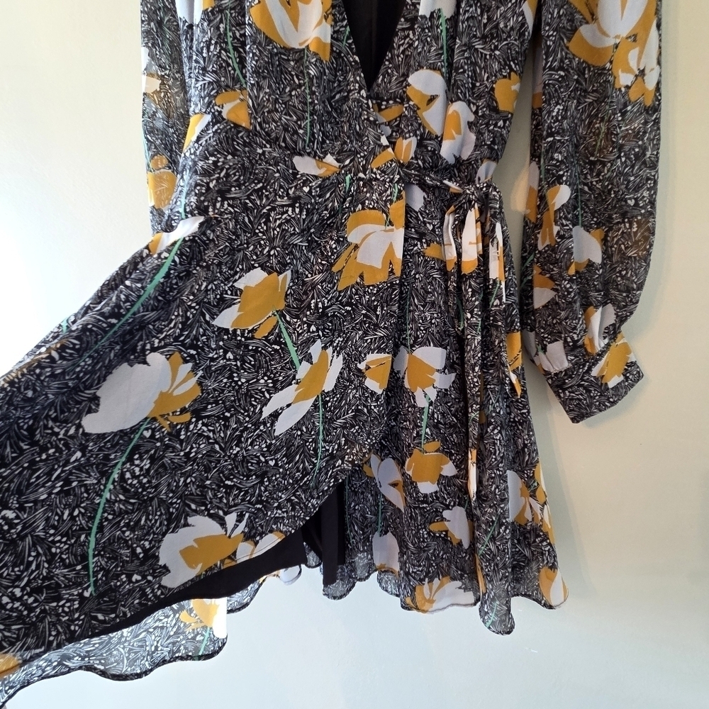 Anthropologie ASTR the label Women's Floral Garden Aja Mini Wrap Dress Sz Small - Picture 10 of 16